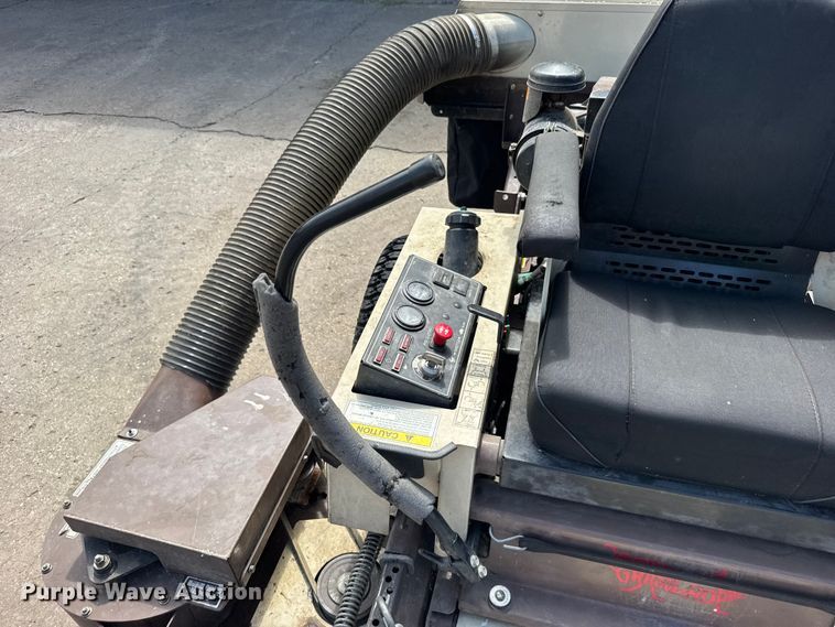 image for item EW4947 Grasshopper 321D ZTR lawn mower