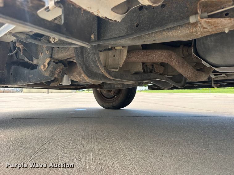 image for item EW4949 2011 Ford E350 Super Duty XL van