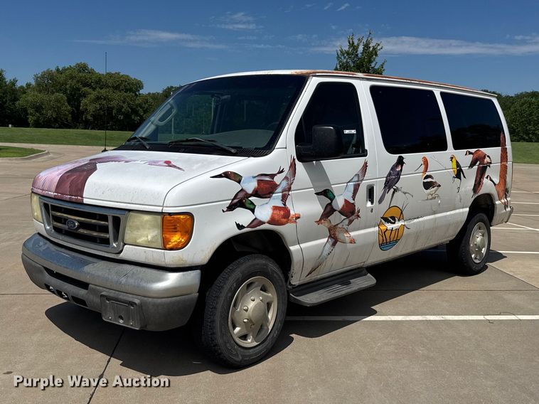 2006 Ford E350 Super Duty XL van