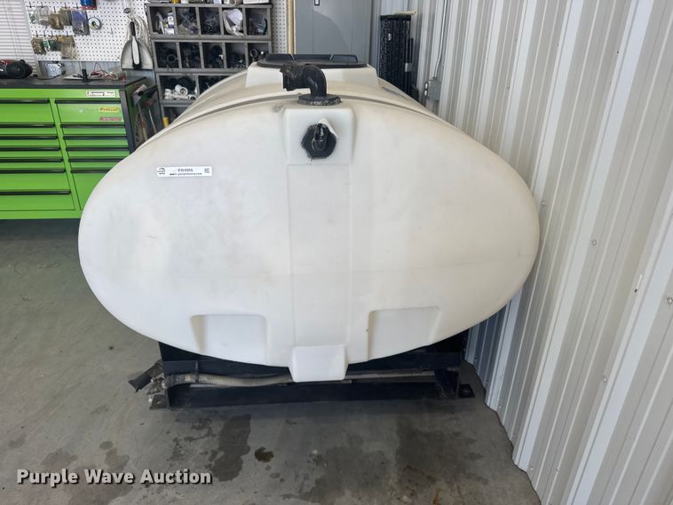 image for item EW4955 Skid mounted poly tank