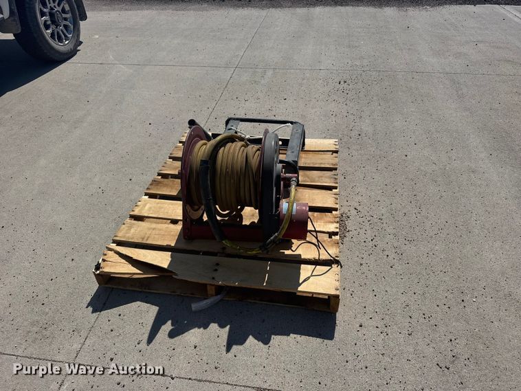 image for item EW4957 Hanny Reels hose real