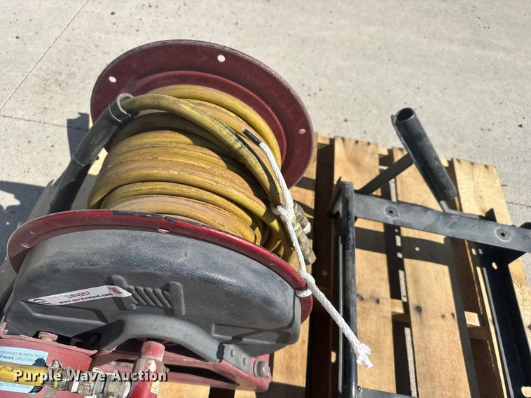 image for item EW4957 Hanny Reels hose real