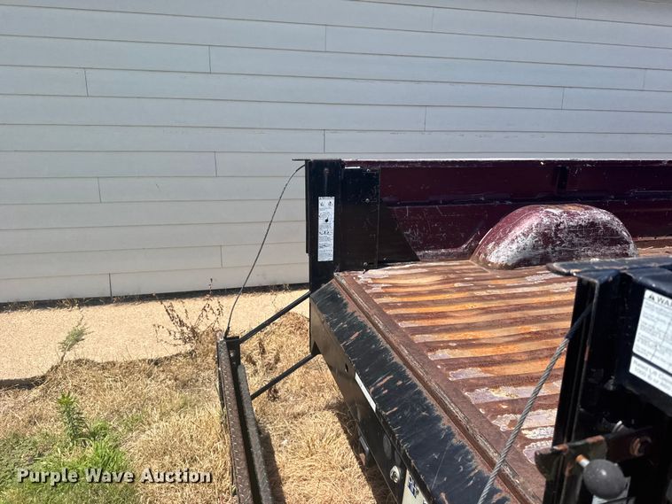 image for item EW4960 1993 Chevrolet K2500 pickup truck