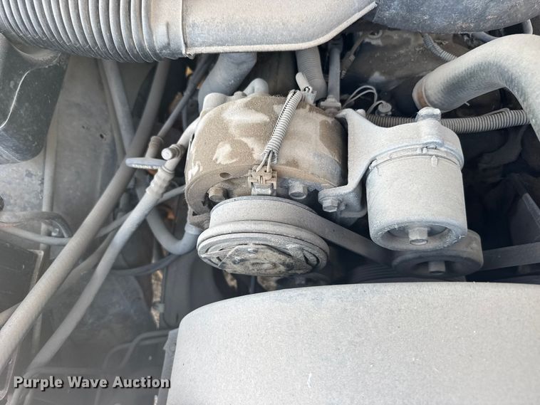 image for item EW4960 1993 Chevrolet K2500 pickup truck