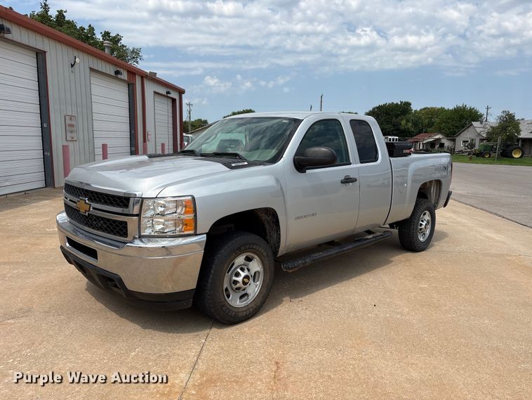 2012 Chevrolet Silverado 2500HD Ext. Cab pickup truck