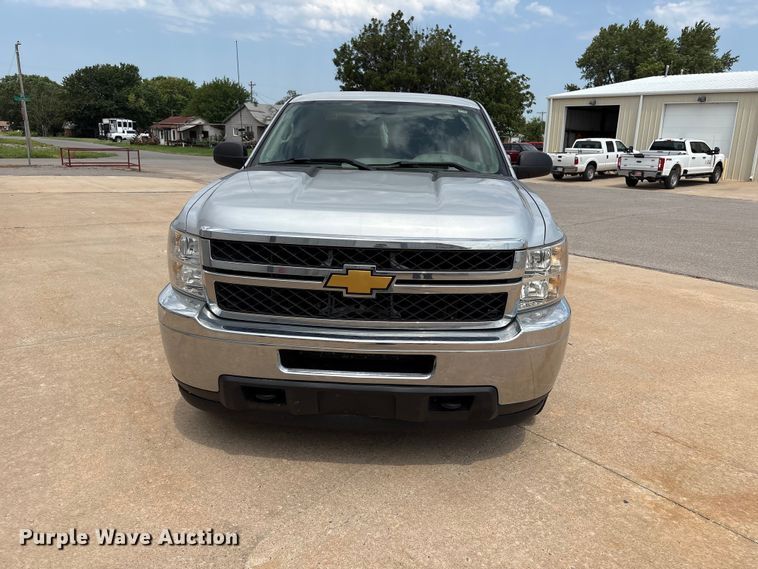 image for item EX0000 2012 Chevrolet Silverado 2500HD Ext. Cab pickup truck