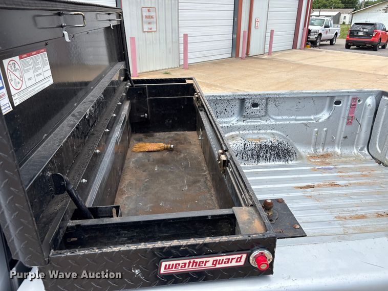 image for item EX0000 2012 Chevrolet Silverado 2500HD Ext. Cab pickup truck