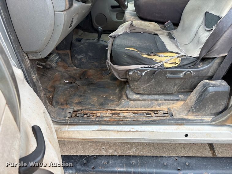 image for item EX0000 2012 Chevrolet Silverado 2500HD Ext. Cab pickup truck