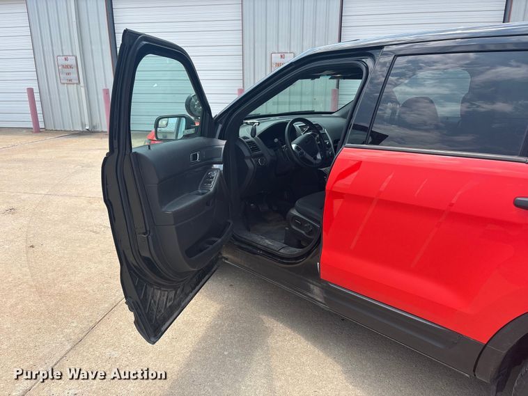 image for item EX0005 2015 Ford Explorer Police Interceptor SUV