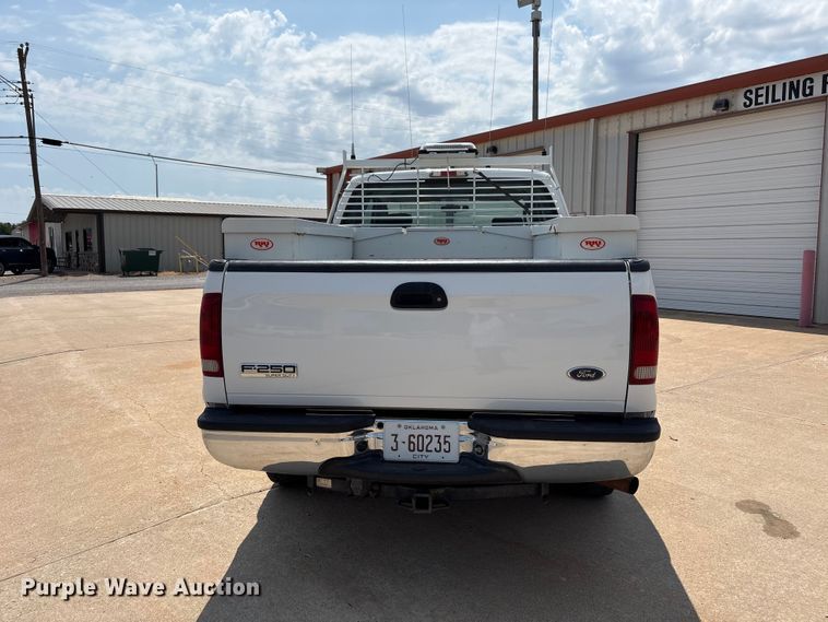 image for item EX0006 2007 Ford F250 Super Duty Ext. Cab pickup truck
