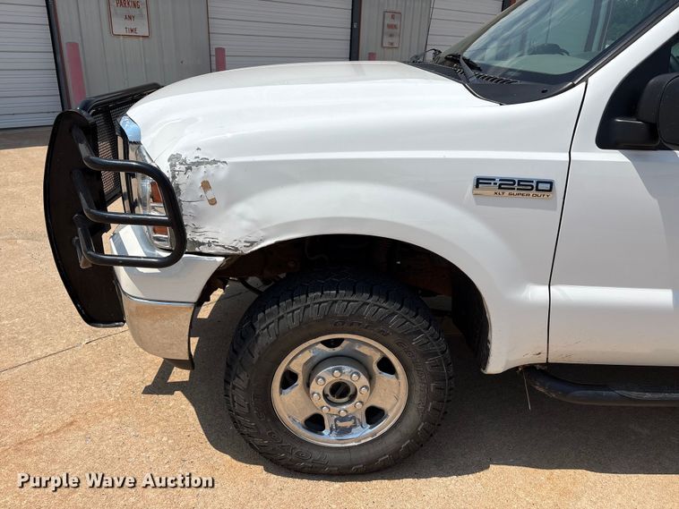 image for item EX0006 2007 Ford F250 Super Duty Ext. Cab pickup truck