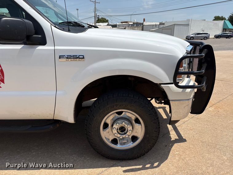 image for item EX0006 2007 Ford F250 Super Duty Ext. Cab pickup truck