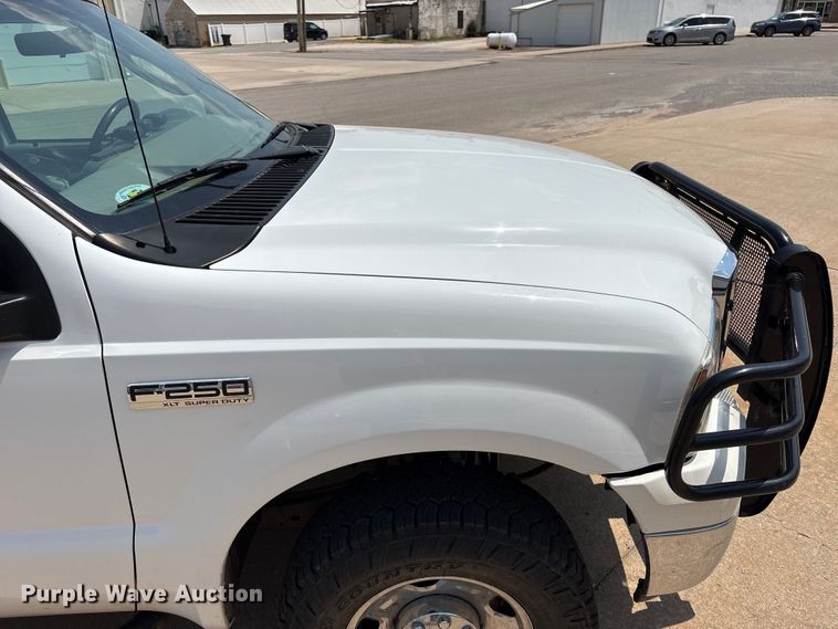 image for item EX0006 2007 Ford F250 Super Duty Ext. Cab pickup truck