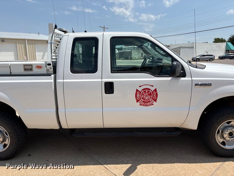 image for item EX0006 2007 Ford F250 Super Duty Ext. Cab pickup truck