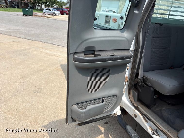 image for item EX0006 2007 Ford F250 Super Duty Ext. Cab pickup truck