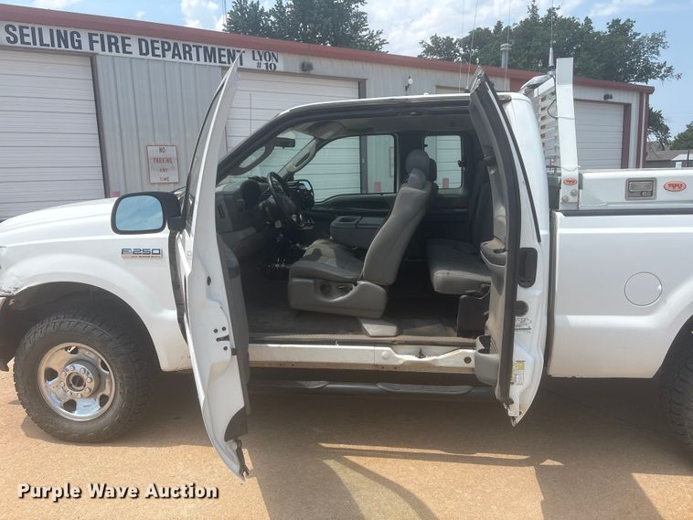 image for item EX0006 2007 Ford F250 Super Duty Ext. Cab pickup truck