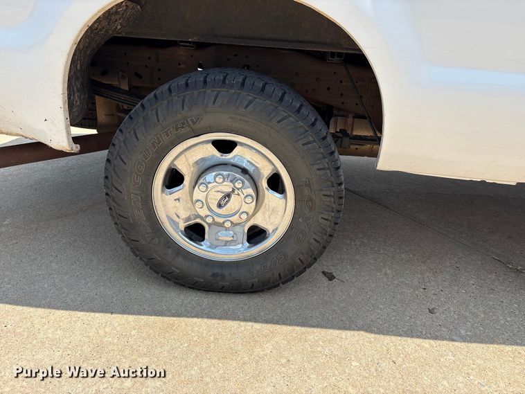 image for item EX0006 2007 Ford F250 Super Duty Ext. Cab pickup truck