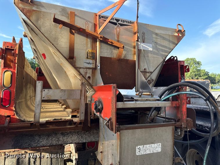 image for item EX2019 1997 International 4900 dump truck