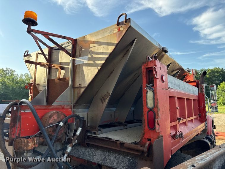 image for item EX2019 1997 International 4900 dump truck