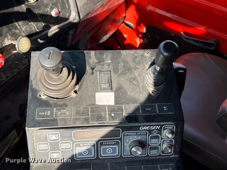 image for item EX2019 1997 International 4900 dump truck
