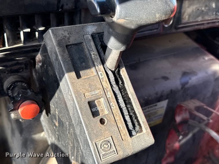 image for item EX2019 1997 International 4900 dump truck