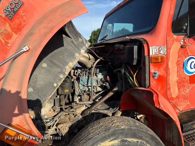 image for item EX2019 1997 International 4900 dump truck