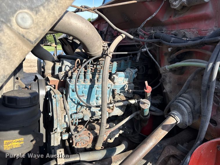 image for item EX2019 1997 International 4900 dump truck