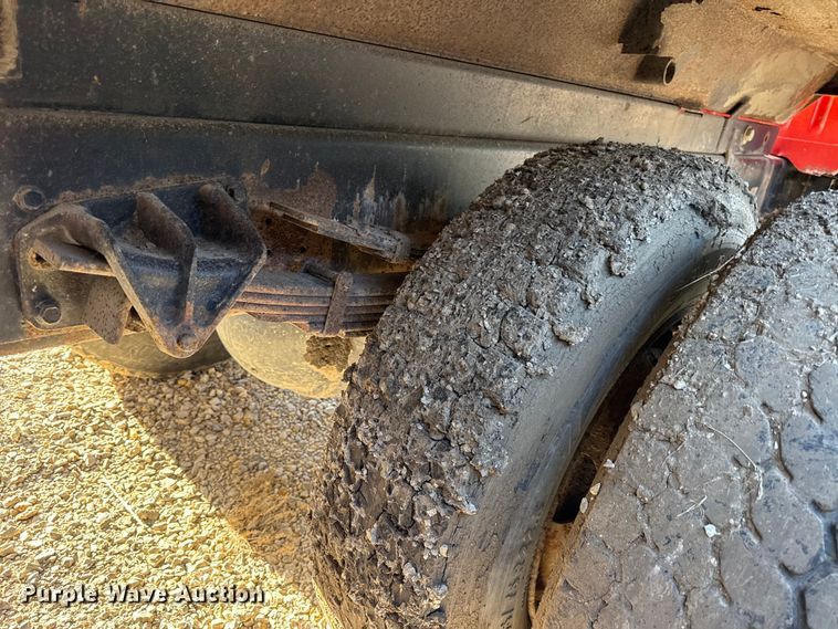 image for item EX2019 1997 International 4900 dump truck