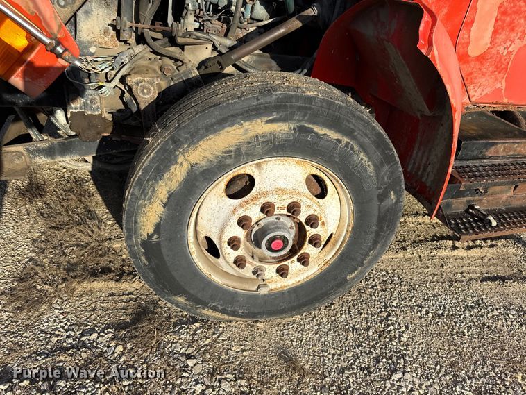 image for item EX2019 1997 International 4900 dump truck