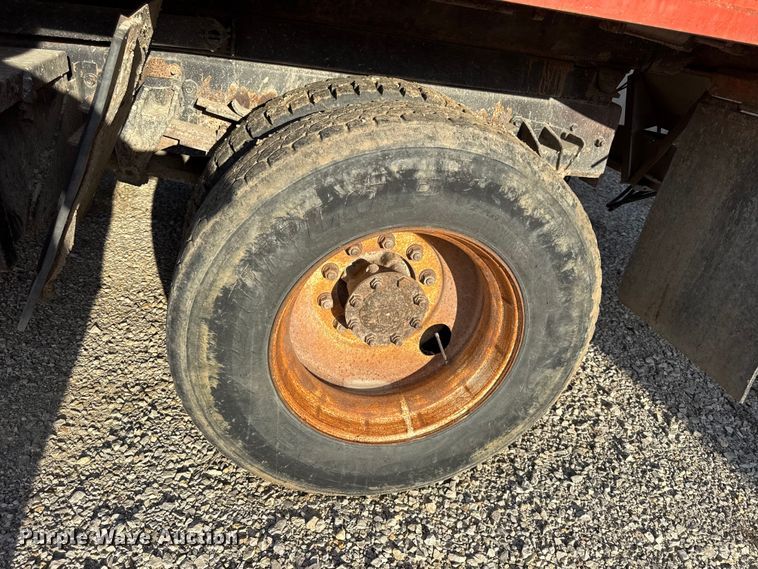 image for item EX2019 1997 International 4900 dump truck