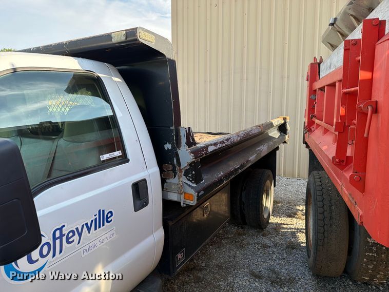 image for item EX2020 2008 Ford F550 Super Duty dump truck