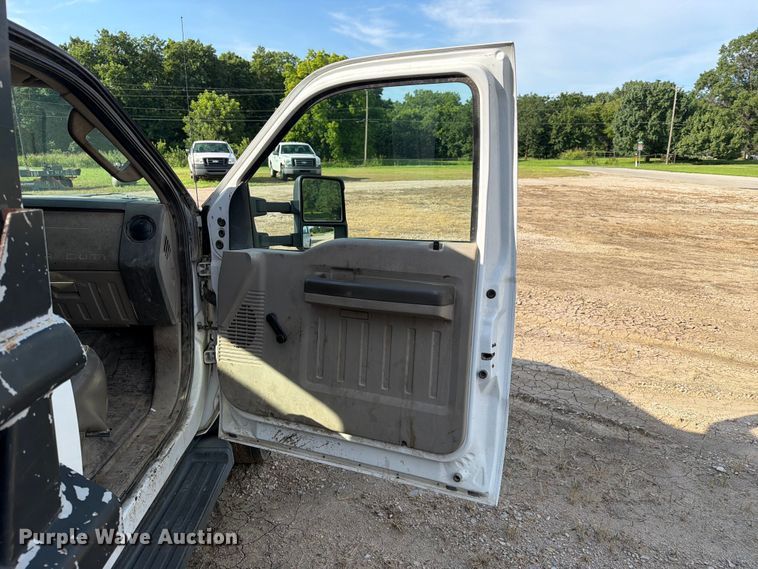 image for item EX2020 2008 Ford F550 Super Duty dump truck