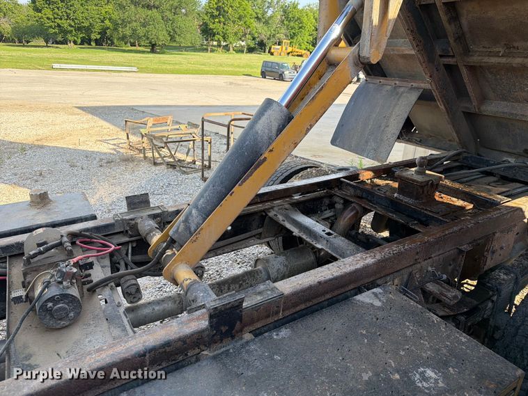 image for item EX2020 2008 Ford F550 Super Duty dump truck