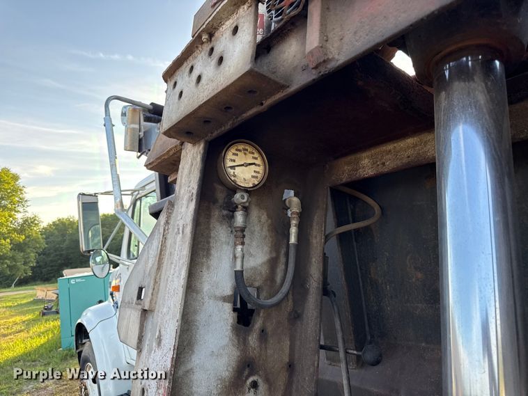 image for item EX2025 Hydraulic press