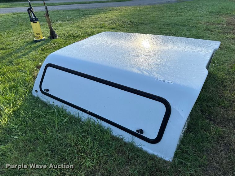 image for item EX2031 Pickup truck topper