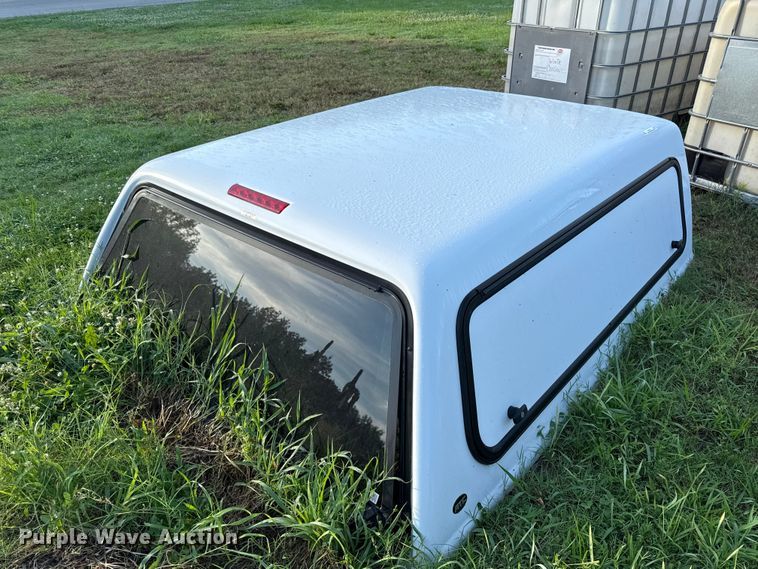 image for item EX2031 Pickup truck topper