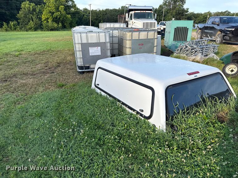 image for item EX2031 Pickup truck topper