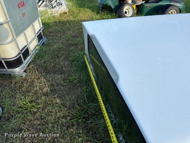 image for item EX2031 Pickup truck topper