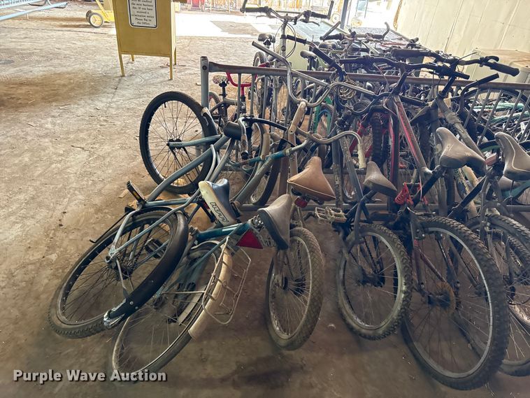 image for item EX2035 Bikes and bike racks (19) bicycles 