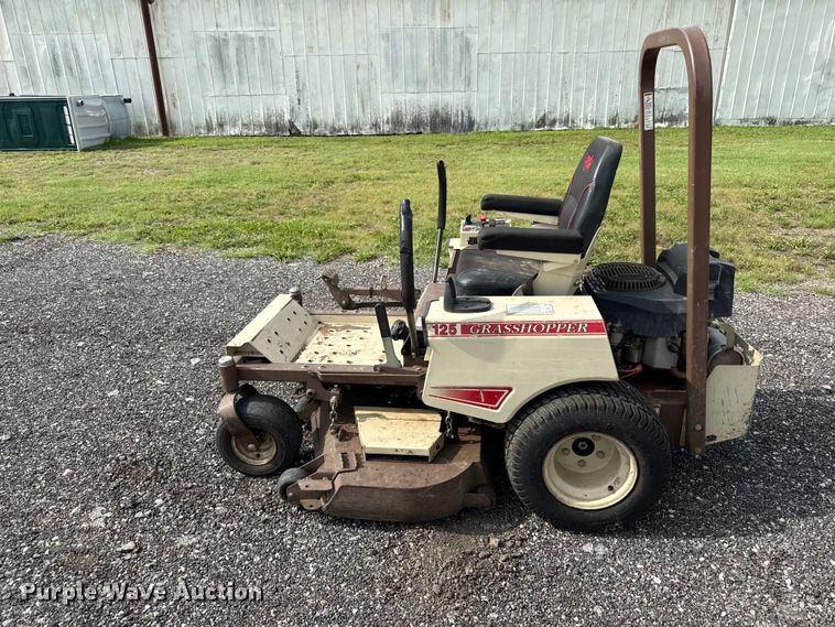 image for item EX2037 Grass hopper 125V ZTR lawn mower