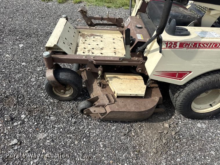 image for item EX2037 Grass hopper 125V ZTR lawn mower