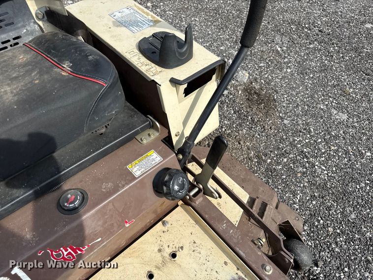 image for item EX2037 Grass hopper 125V ZTR lawn mower