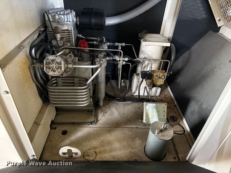image for item EX2045 Bauer Compressors air compressor