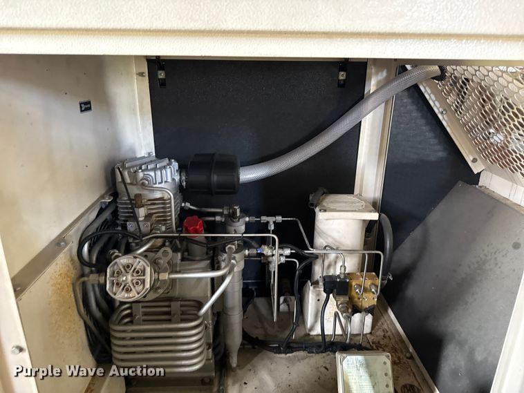 image for item EX2045 Bauer Compressors air compressor