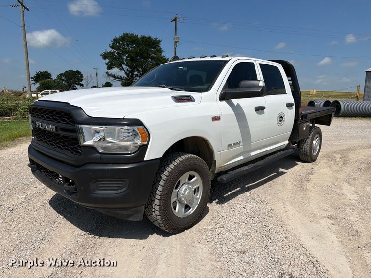 2021 RAM 2500 Heavy Duty Crew Cab flatbed pickup truck