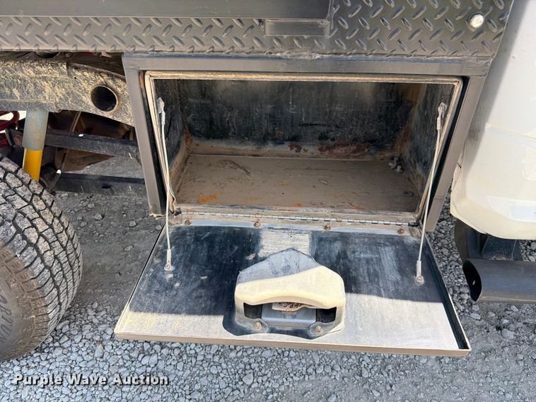 image for item EX2515 2021 RAM 2500 Heavy Duty Crew Cab flatbed pickup truck