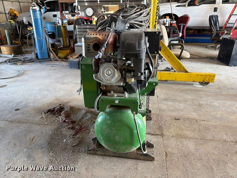image for item EX2517 John Deere AC2-CW5170M Welderator welder/generator