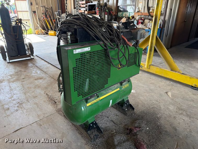 image for item EX2517 John Deere AC2-CW5170M Welderator welder/generator