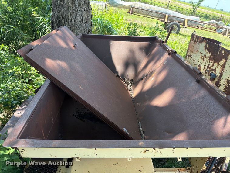 image for item EX2518 Pot hole patcher