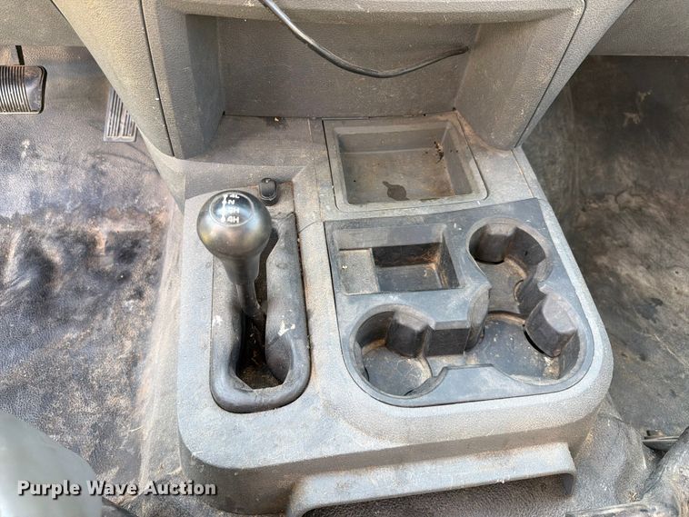 image for item EX2530 2006 Dodge Ram 2500 flatbed pickup truck